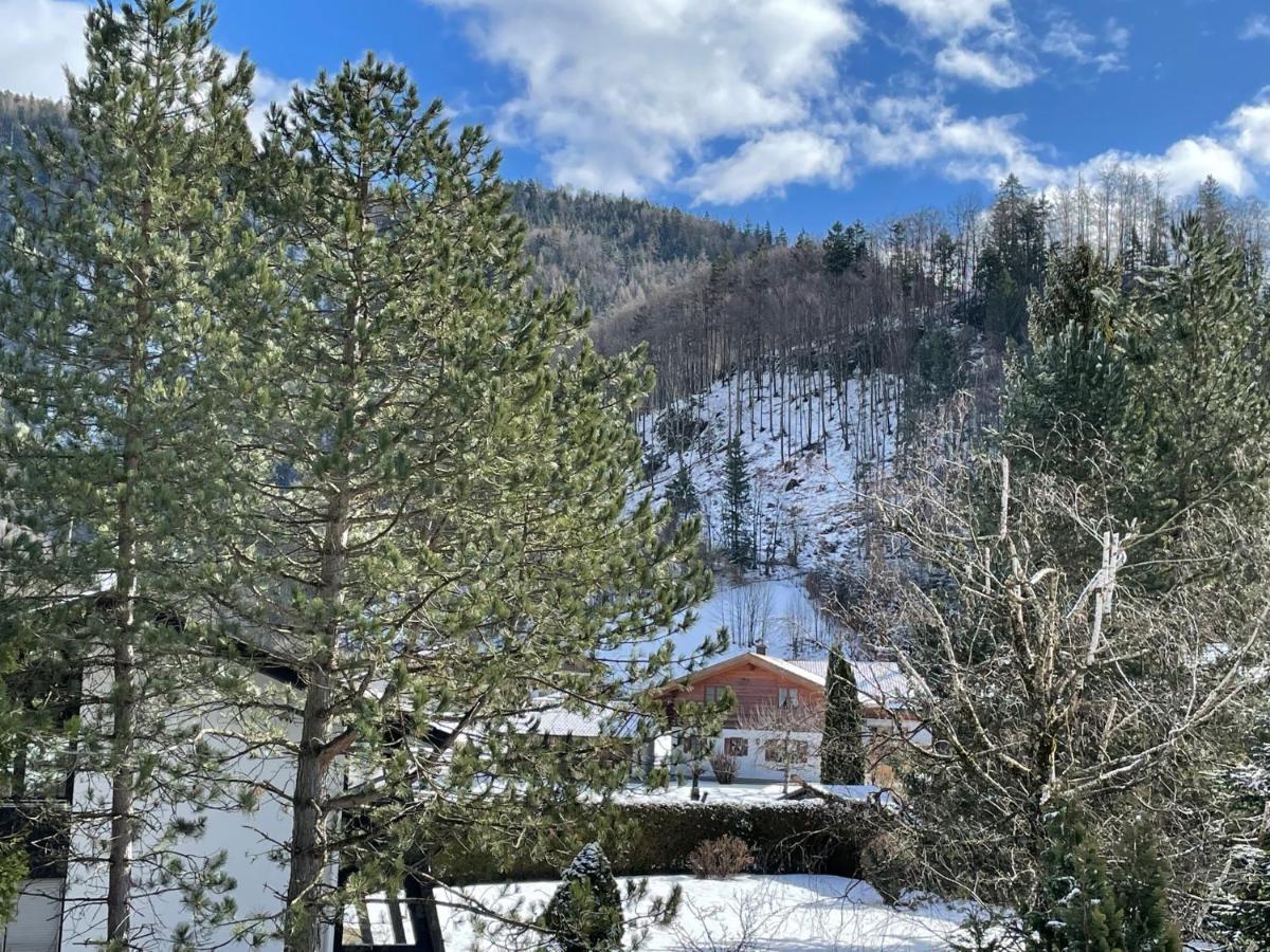 Oberwössen Geraeumiges Domizil Mit Bergblick Und Sauna מראה חיצוני תמונה