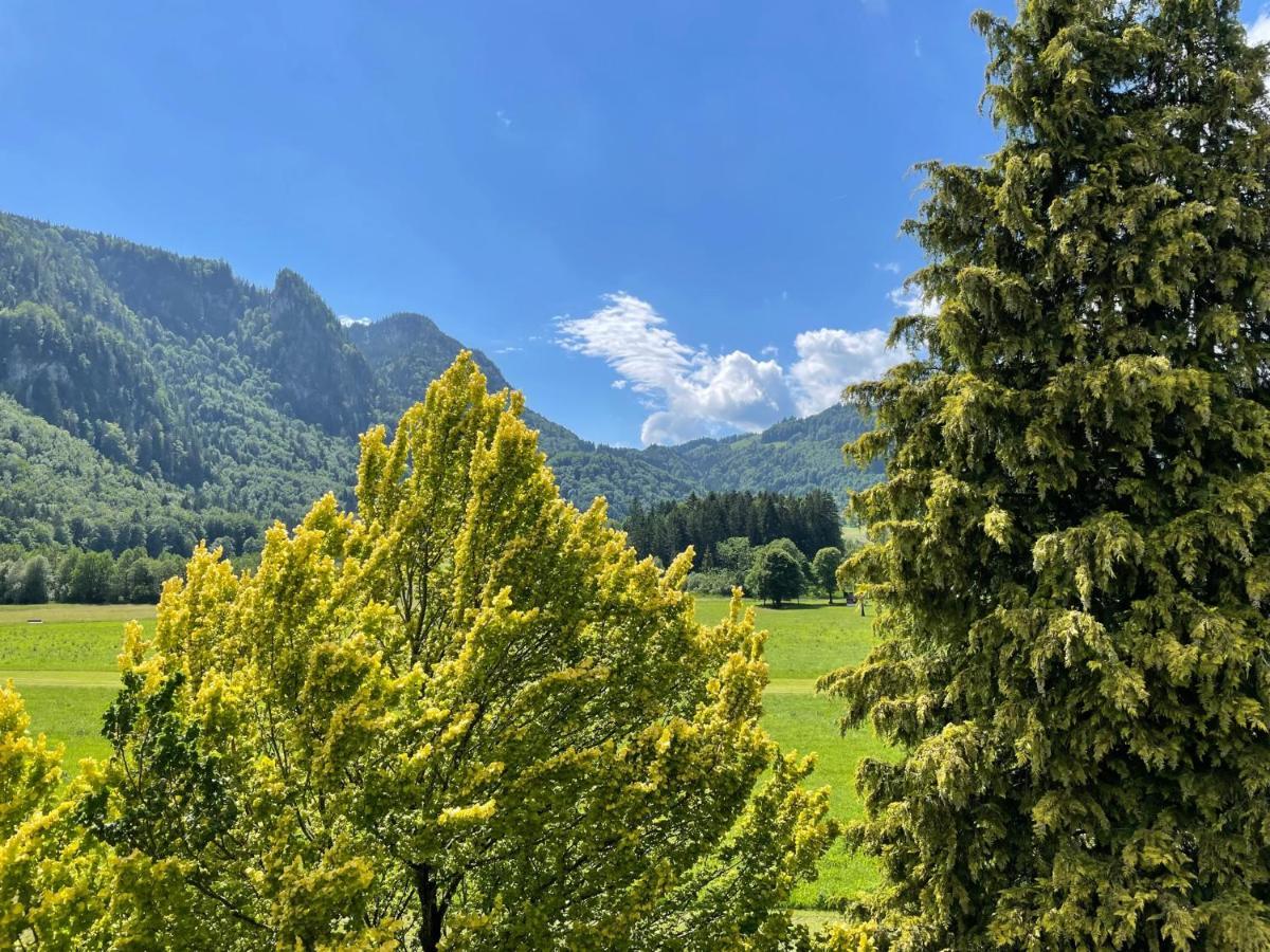 Oberwössen Geraeumiges Domizil Mit Bergblick Und Sauna מראה חיצוני תמונה